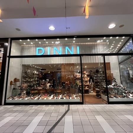 Logo da loja dinni calçados